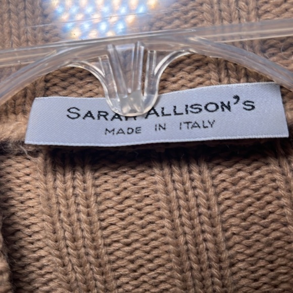 Sarah Allison‘s Italian wool blend zip front sweater - Picture 3 of 6